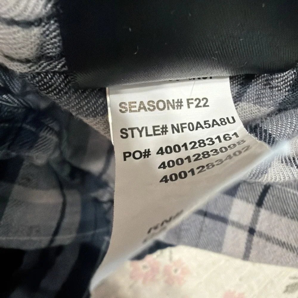 The North Face Button Up Men's LG Gray Plaid Flannel Long Sleeve Outdoor Casual